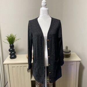 NWT: Women’s Grecerelle Lightweight Cardigan🌸